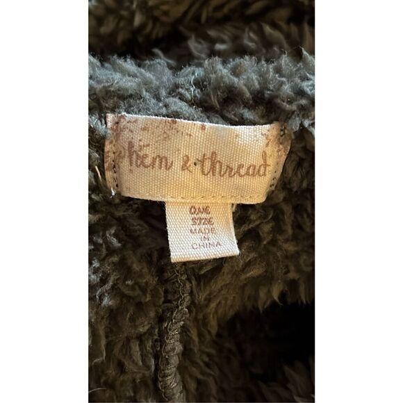 HEM & THREAD PLUSH FUZZY HOODED JACKET W/ POCKETS OLIVE WOMEN’S ONE SIZE - Picture 6 of 8